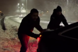 HIT VIDEO: Ministar Momirović podelio snimak sa auto-puta, sneg ni njega nije poštedeo (VIDEO)