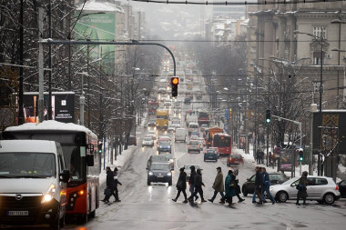 RHMZ NAJAVIO PRVI SNEG U BEOGRADU: Zabeleće se prestonica, a evo kada će pahulje iznenaditi ostatak Srbije (FOTO)