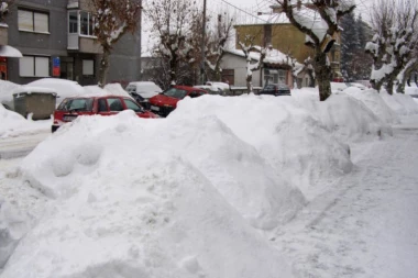 PROGLAŠENA VANREDNA SITUACIJA U BAJINOJ BAŠTI: Bez struje ostalo više od HILJADU domaćinstava!