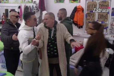 DALILA DIVLJAČKI NASRNULA NA DINA: Dragojevićka počela da baca sve oko sebe, pa psovala k'o kočijaš! (VIDEO)