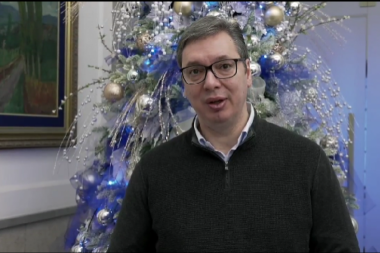 ZAJEDNO MOŽEMO OSTVARITI VELIKE SNOVE! Snažna poruka Aleksandra Vučića građanima Srbije za Novu godinu! (VIDEO)