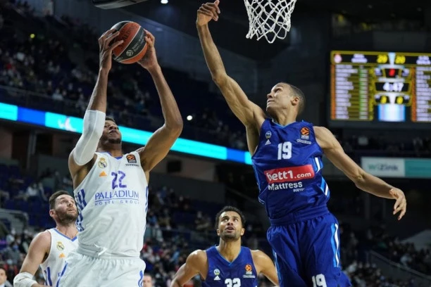 REAL PREBOLEO BARSU: Alba lak zalogaj za "kraljeviće", Olimpija RAZBILA Panatinaikos!