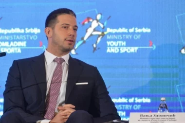 DELIMO PLANOVE I VIZIJE! Udovičić otvorio omladinsku konferenciju 'Uključeni, osnaženi i povezani mladi – stub održivog razvoja': Naši rezultati PROMENIĆE BUDUĆNOST