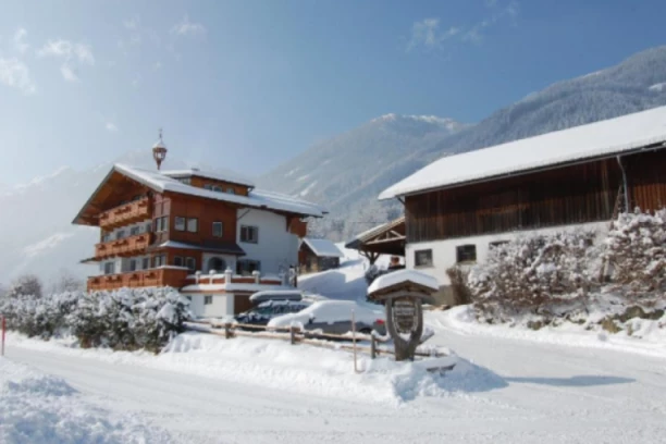 OVAJ TALAS NE ZAOBILAZI NI SRBIJU: Ovim delovima Evrope preti i do 30 cm snega!