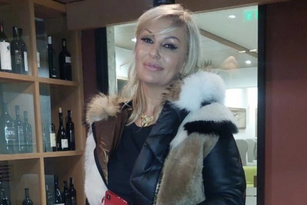 PREVARENA NAŠA PEVAČICA: Oteli joj firmu vrednu MILIONE, u sve umešan KUĆNI PRIJATELJ - FALSIFIKOVAO joj dokumente!