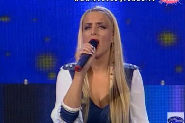 PEVAČICI SE NAKON POROĐAJA GUBI SVAKI TRAG: Plenila je LEPOTOM, a sada je NEPREPOZNATLJIVA! (FOTO)