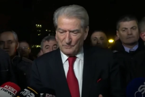ALBANSKI EKSTREMISTI SPREMAJU PROTESTE PROTIV VUČIĆA: Beriša okuplja pristalice - namera je da se izazovu incidenti
