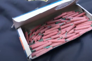 OSTAJU BEZ DELOVA PRSTIJU, ŠAKE, OKA! Svakog decembra na desetine odraslih i dece bude povređeno zbog OVOGA!