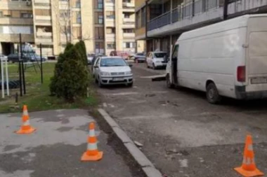 HOROR U LESKOVCU! Kombijem pregazio ženu u pešačkoj zoni: Nije joj bilo spasa (FOTO)