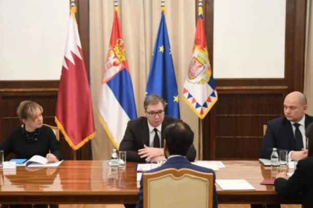 VUČIĆ DOBIO PISMO OD ŠEIKA TAMIMA: Predsedniku Srbije upućena VAŽNA poruka!