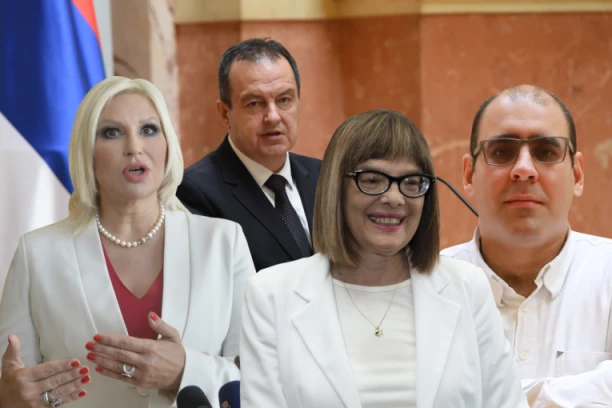 STESALI SE! OVO SU DIJETE SRPSKIH POLITIČARA: Dačić izbacio testeninu i smršao 10 kila, Zorana se bacila na treniranje i pilates!