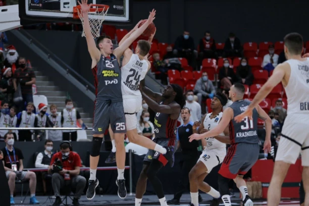 PARTIZAN PAO U KRASNODARU: Lokomotiva bolja u velikom derbiju Evrokupa!