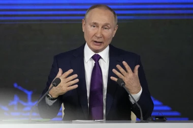 PUTIN OTIMA STRANCIMA 500 AVIONA!? Predsednik Rusije doneo odluku vrednu 12 MILIJARDI DOLARA!