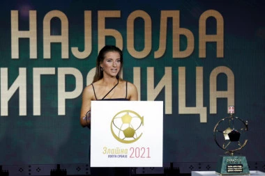 Jelena Čanković osvaja Ostrvo! Srpkinja u Čelsiju! (FOTO)