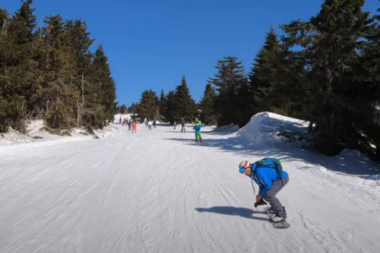 NA KOPU NAPADALO 10 CENTIMETARA SNEGA! Evo kad se otvara ski sezona, prvi dan BESPLATNO skijanje!