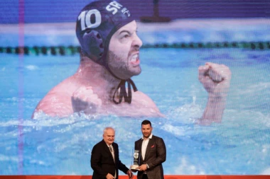 HVALA TI ZA SVE, LEGENDO! Na najlepši mogući način rekao sam reprezentaciji "ADIO"