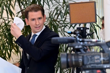 ŠOKANTNO OTKRIĆE, KURC ĆE RADITI U ŠPIJUNSKOM SEKTORU CIA?! Bivši austrijski kancelar se zaposlio u firmi koja prozvodi ZLOGLASNI SOFTVER ZA PRAĆENJE LJUDI!