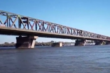 TELO DEVOJKE (20) PRONAĐENO NA ADA HUJI: Sa Pančevačkog mosta skočila pre dva dana