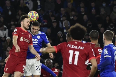 OGROMAN KIKS LIVERPULA: Promašaj Salaha, očajna reakcija Van Dajka i gol Lukmana za pobedu Lestera!