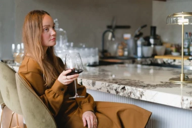 STRUČNJACI OTKRIVAJU: OVI znakovi upozoravaju da ste funkcionalni alkoholičar!