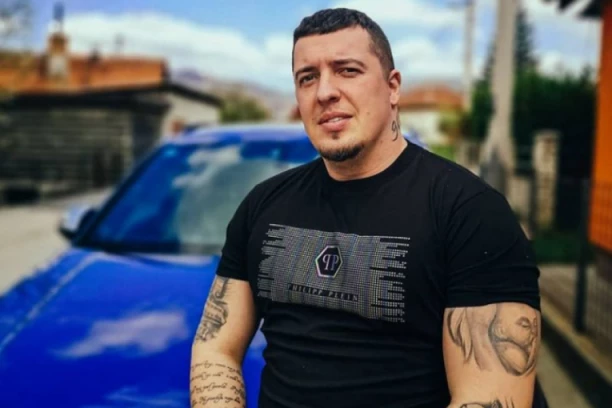 AMAR GILE POSTAJE OTAC PO TREĆI PUT: Pevač saopštio radosne vesti!