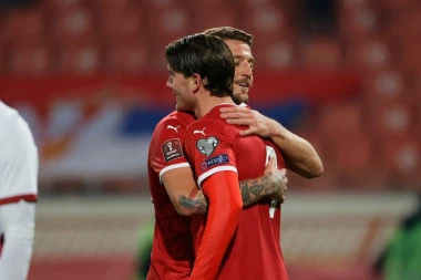 SRPSKI FUDBALERI RASPUCANI ŠIROM SVETA: Slavili se prvenci u Češkoj i Rusiji, majstorije u Francuskoj