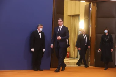 NOVA POMOĆ DRŽAVE: Za sve od 16 do 29 godina 100 EVRA U FEBRUARU! Evo kako da se prijavite!