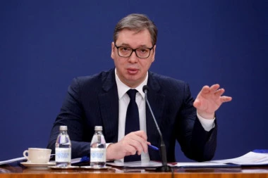 LJUDI MOGU MIRNO DA SPAVAJU Predsednik Vučić poručio: Sačuvaćemo reke!