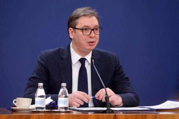 VUČIĆ OTKRIO DA PUTIN POMAŽE SRBIJI: Rusi će nam iz njihovog dela iz Banatskog dvora isporučivati dodatne količine gasa?