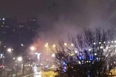 IMA POVREĐENIH! Na Novom Beogradu izgoreo ceo objekat restorana, POŽAR LOKALIZOVAN (VIDEO)
