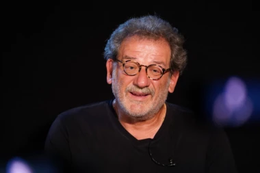 OTIŠAO MU CENTAR ZA RAVNOTEŽU UOČI PREDSTAVE U CRNOJ GORI: Bodi Ninkoviću pozlilo, HITNO PREBAČEN U BEOGRAD!