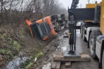 PREVRNUO SE PA ZAPALIO KAMION KOD ALEKSINAČKIH RUDNIKA! Povređen Grk!