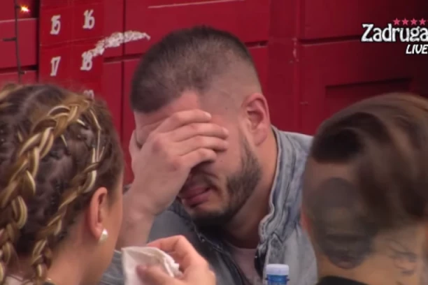 OVO SU SVI ČEKALI 10 MESECI: Dalila i Dejan oči u oči, POSLEDNJI OBRAČUN, zadrugari zanemeli kada su čuli odluku Velikog šefa! (VIDEO)