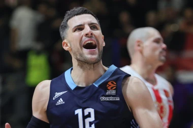 Sada je i zvanično! Lojd i Beron napustili Rusiju!