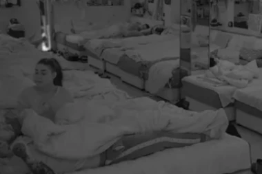 MAJA NAPALA CARA U CIK ZORE: Zadrugar OČAJAN, jedva uspeo da se IZBORI! (VIDEO)