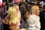 JOVANA JEREMIĆ I IVICA DAČIĆ RAZMENILI POLJUBAC U PONOĆ: Voditeljka Pinka mu sasula sve u lice što je dugo čekala! (VIDEO)
