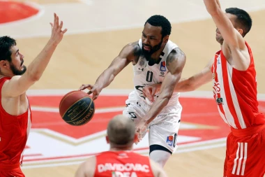 NOVOGODIŠNJA DETONACIJA TRESE BEOGRAD: Pre samo par meseci ZAVRŠIO sa Zvezdom, a sada POTPISUJE za Partizan!