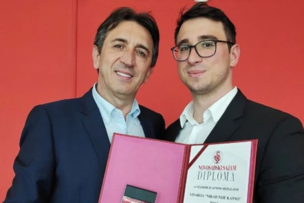 ŽIKU JAKŠIĆA NAPUSTIO SIN, POBEGAO IZ SRBIJE: Isplivala ŠOK istina o odnosu oca i sina, otkriveno šta ne može da mu OPROSTI! (FOTO)