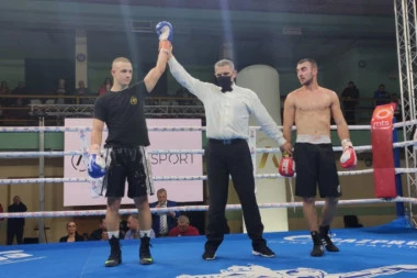 ZAVRŠEN BOKS SPEKTAKL NA ZLATIBORU! Srbija je centar sveta ove plemenite veštine!