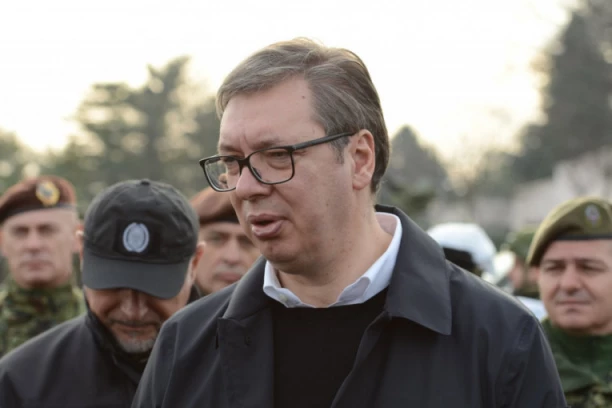 PREDSEDNIK VUČIĆ OBJAVIO TUŽNE VESTI: Preminula je moja prva supruga, majka naše dvoje dece... (FOTO)