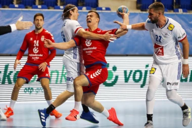 NEĆE NA TEREN! Reprezentacija povukla RADIKALAN potez pred Evropsko prvenstvo!