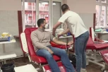 BUDITE ŠAMPIONI SOLIDARNOSTI! Ministar Udovičić dao krv i pozvao građane da mu se pridruže!