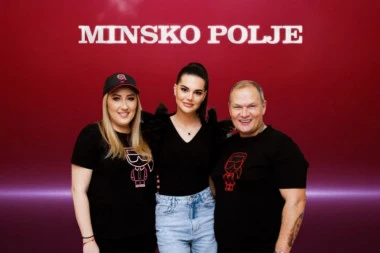 SPECIJAL MINSKO POLJE: Misica nas je provela kroz Karićevu vilu, Osman bez dlake na jeziku o rijalitiju, a ONA je prvi put pred kamerama! (VIDEO)