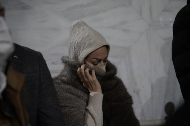 SIN VIKI MILJKOVIĆ POMAGAO U PONOĆNOJ LITURGIJI U HRAMU! Ceca ponosna na svog KUMIĆA koji želi da postane SVEŠTENIK, pogledajte kako je sve izgledalo (FOTO)