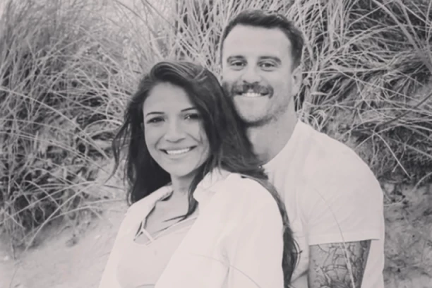 NEZAPAMĆENA TRAGEDIJA! Jednomesečni dečak ostao siroče! RODITELJI MU IZVRŠILI SMOUBISTVO U RAZMAKU OD NEKOLIKO DANA!