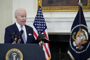 JEZIK GA NE SLUŠA! Bajden napravio novi lapsus: Evo koga vidi na svom mestu (VIDEO)