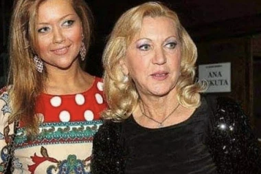 MERIMINA ĆERKA NEUTEŠNA: Plačem dok drugi SLAVE, mislim na moju NAJBOLJU MAJČICU!