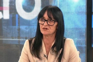 NI POSLE 11 GODINA NIJE UTVRĐEN UZROK SMRTI DIJANE SIMIĆ (17) KOJA JE PREMINULA USRED KAFIĆA U PROKUPLJU! Majka tvrdi da je UBIJENA i to iz OSVETE!