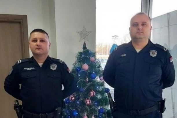 SRBIJO, OVO SU HEROJI KOJE TREBA SVI DA VIDE! Policajci spasili 70 mališana iz zapaljenog vrtića!