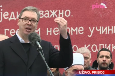 NEĆEMO IMATI MILOSTI PREMA ONIMA KOJI BI DA PUCAJU NA DŽAMIJE: Vučić zagrmeo u Priboju